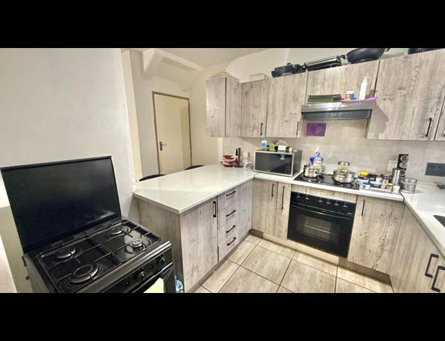 2 BEDROOM DUPLEX FOR SALE IN MONTANA TUINE